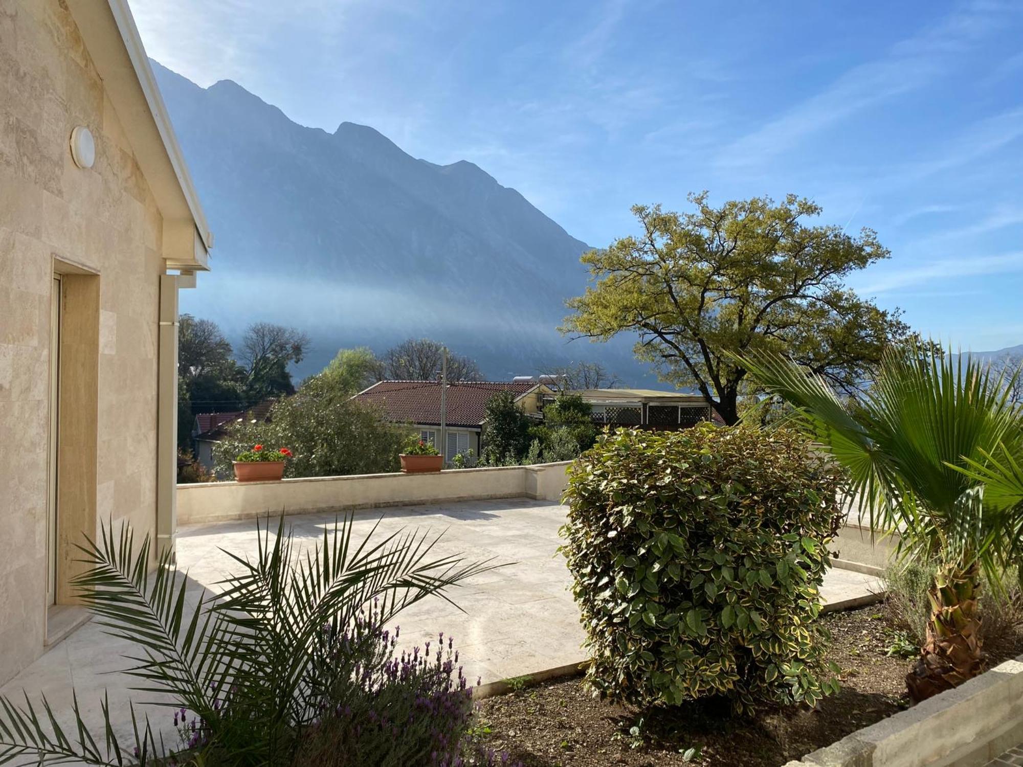 Olea Apartments Orahovac Kotor Bagian luar foto